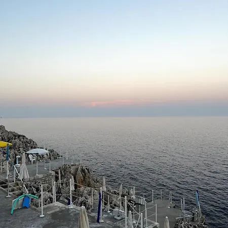 Appartement La Piattaforma La Tua Casa Con Accesso Diretto A Mare Santa Cesarea Terme